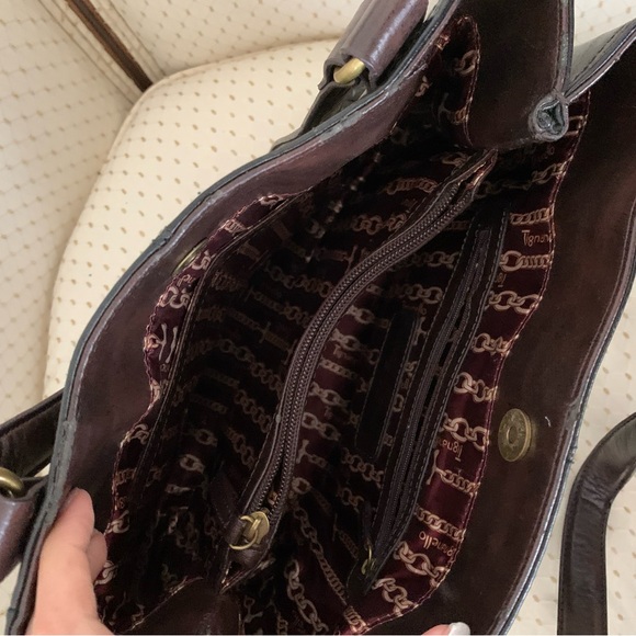 Tignanelo Shoulder Bag - Picture 3 of 7